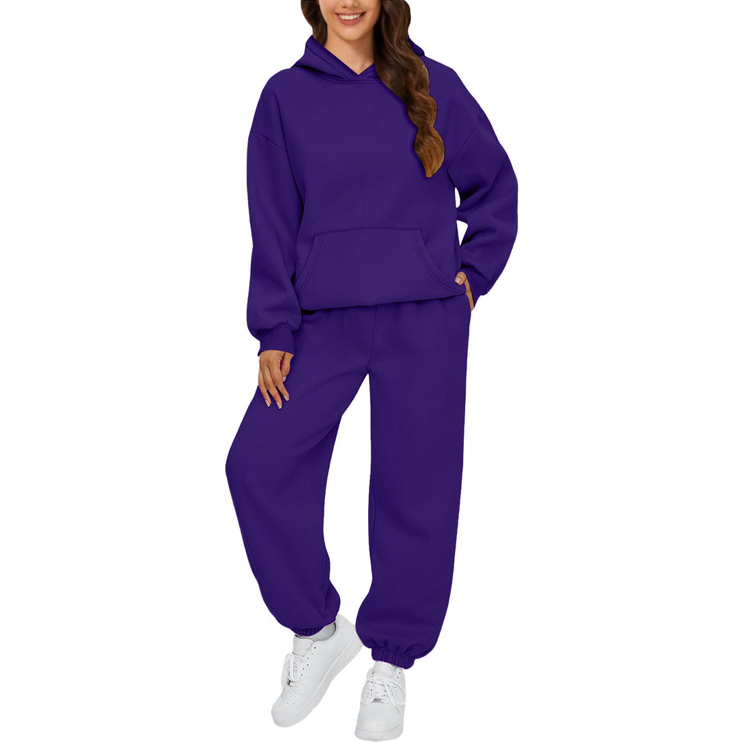Ladies comfortable tracksuit with practical pockets Lune London