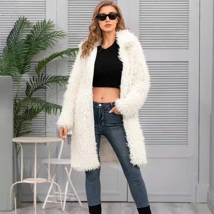 Ladies Long Plush Coat with Elegant Cut Lune London