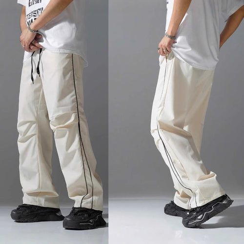 Casual sports pants for men with elastic waistband and side seams Amarae