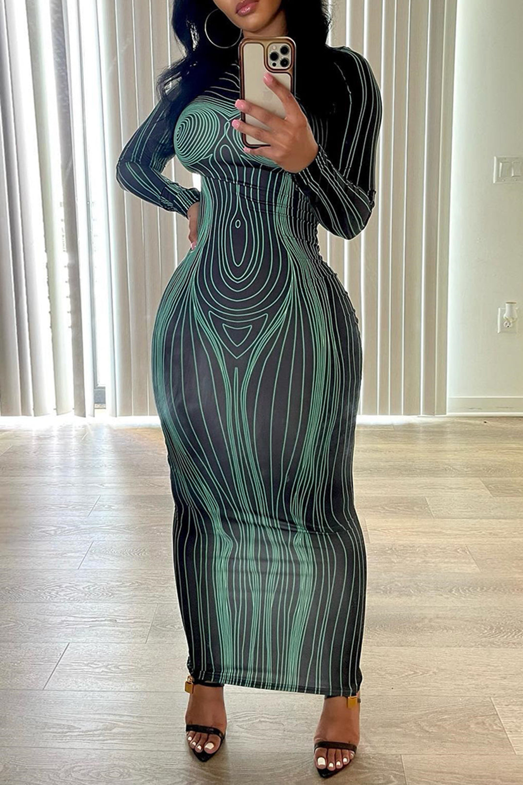Long sleeve maxi dress for women with sculpting line structure Lune London
