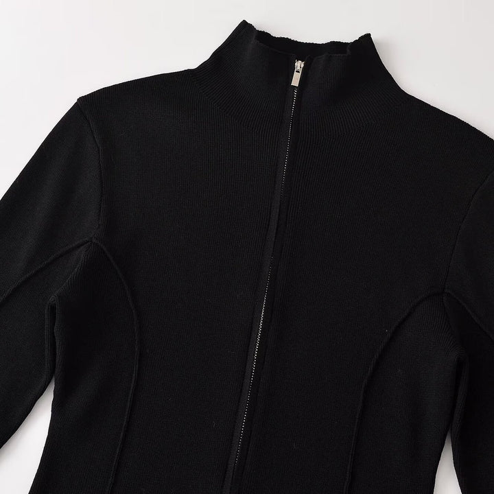 Ladies fitted fine knit jacket with stand-up collar and full-length zipper Amarae