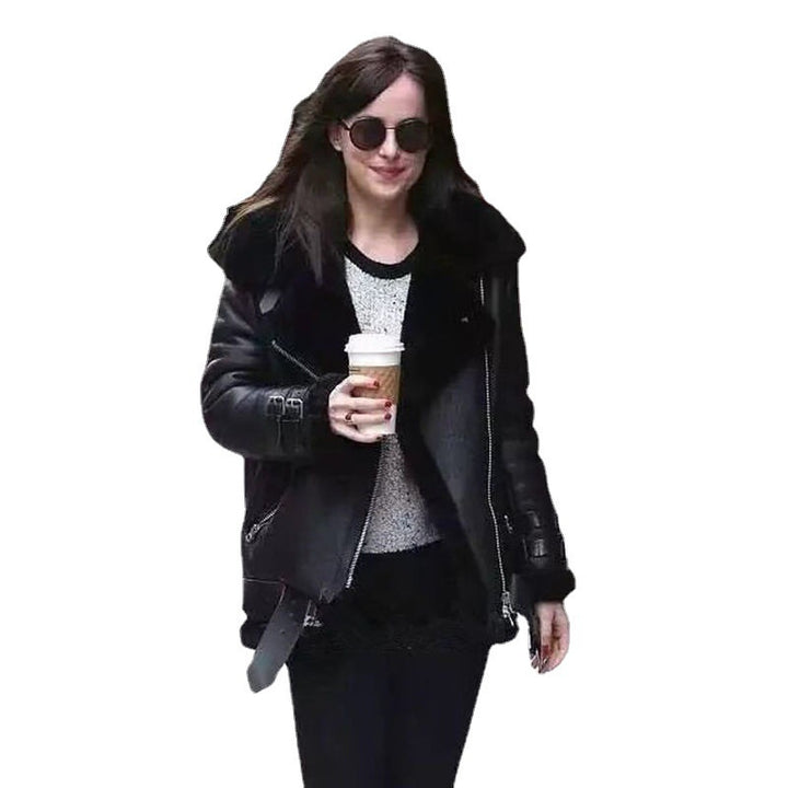 Faux leather jacket for women with removable faux fur collar and adjustable belt Lune London