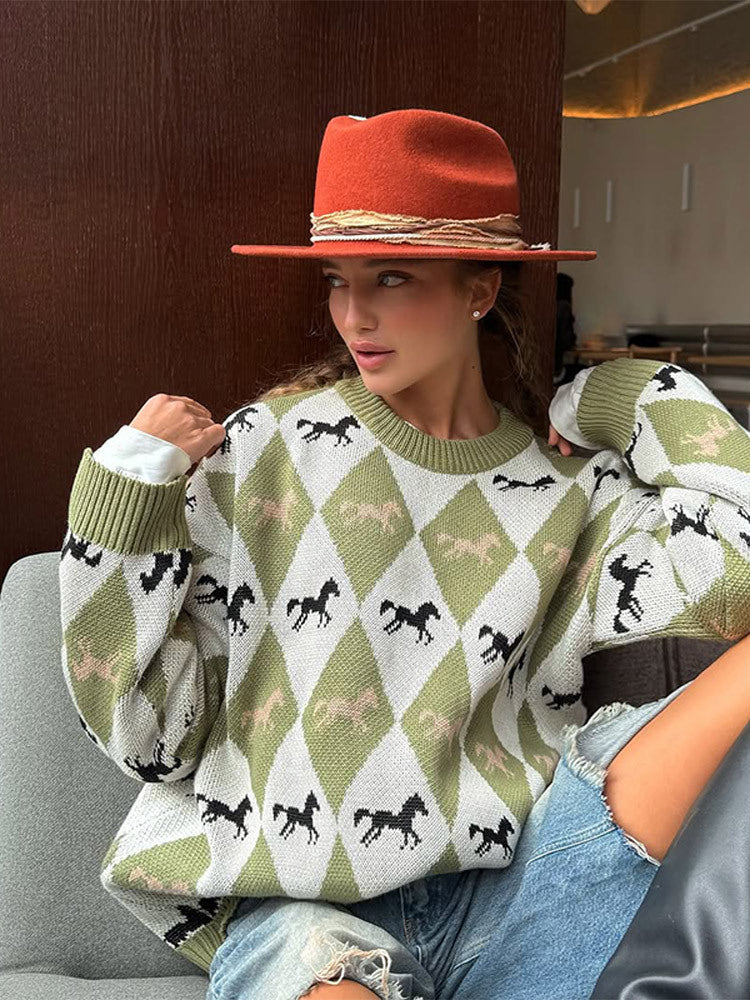 Women's Oversize Knitted Sweater with Argyle Pattern and Horse Motif Amarae