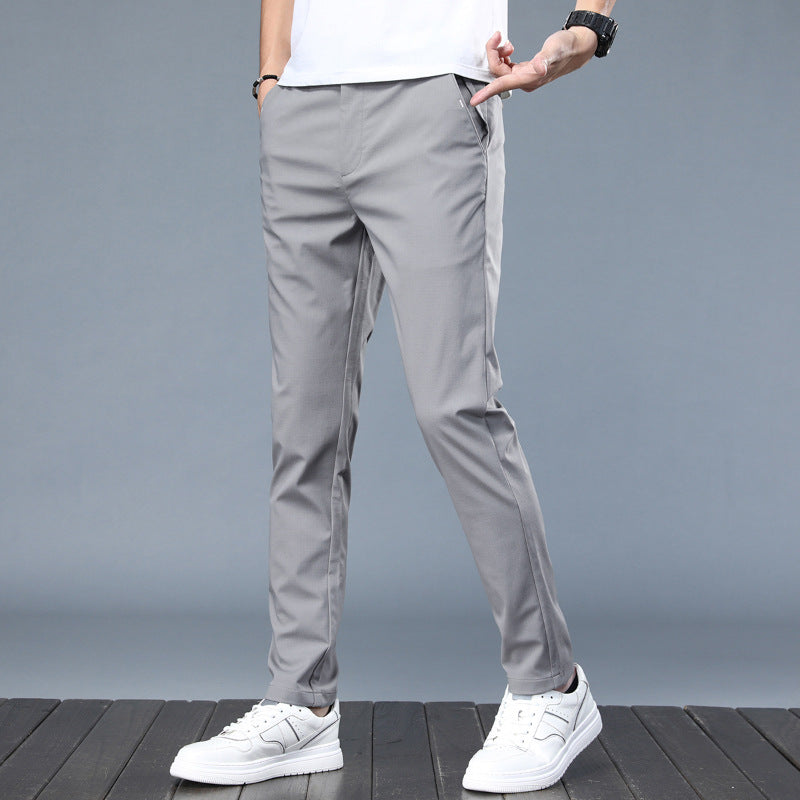Elegant casual pants for men with a comfortable fit and practical pockets Lune London