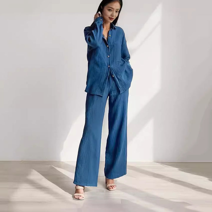 Ladies Casual two-piece set in lightweight material with a loose fit Lune London