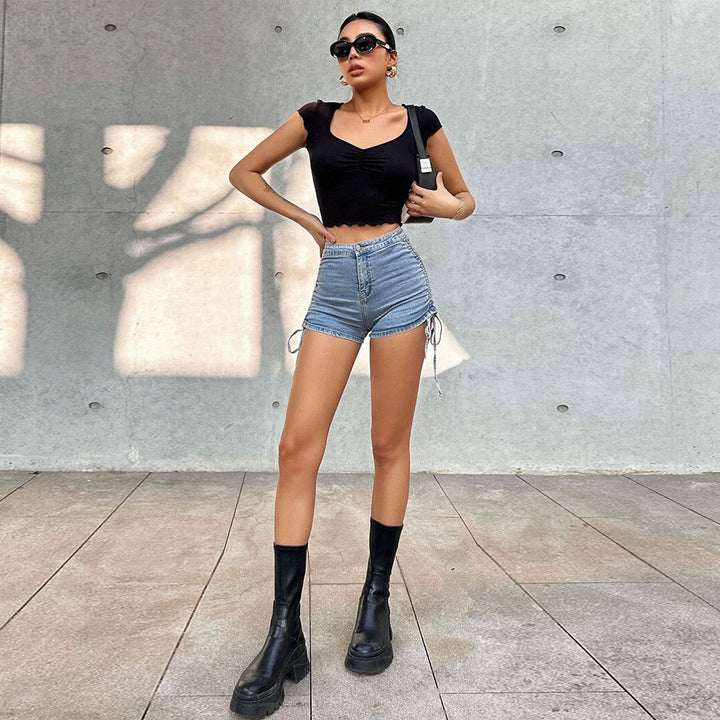 Top court pour femme avec un ruché élastique et un col en V tendance Chic & Stil