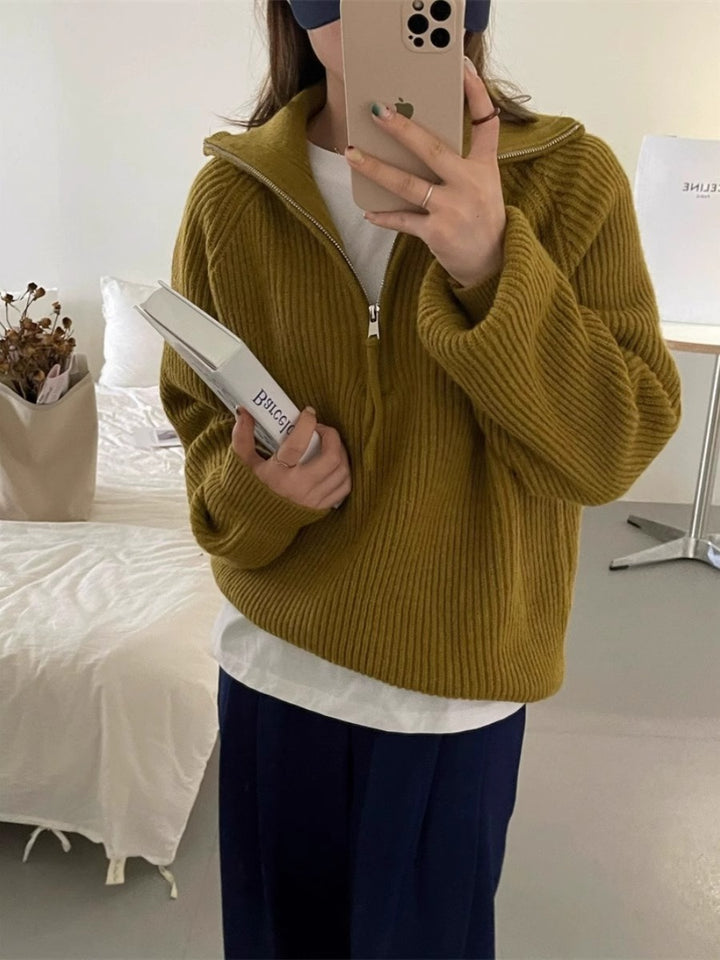 Knitted sweater for ladies with high collar and ribbed structure Lune London