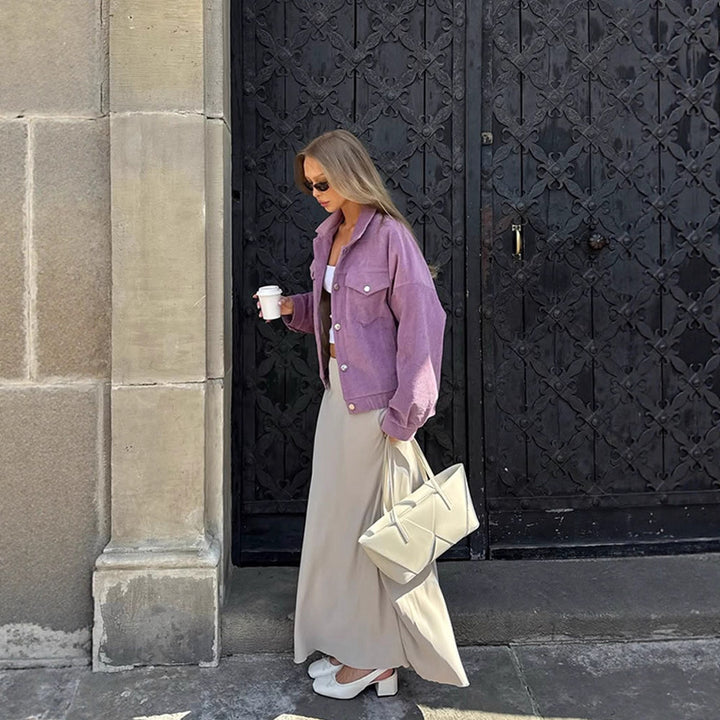 Women’s Oversize Cord Jacket in Cropped Cut with Flap Pockets and Boxy Silhouette Amarae