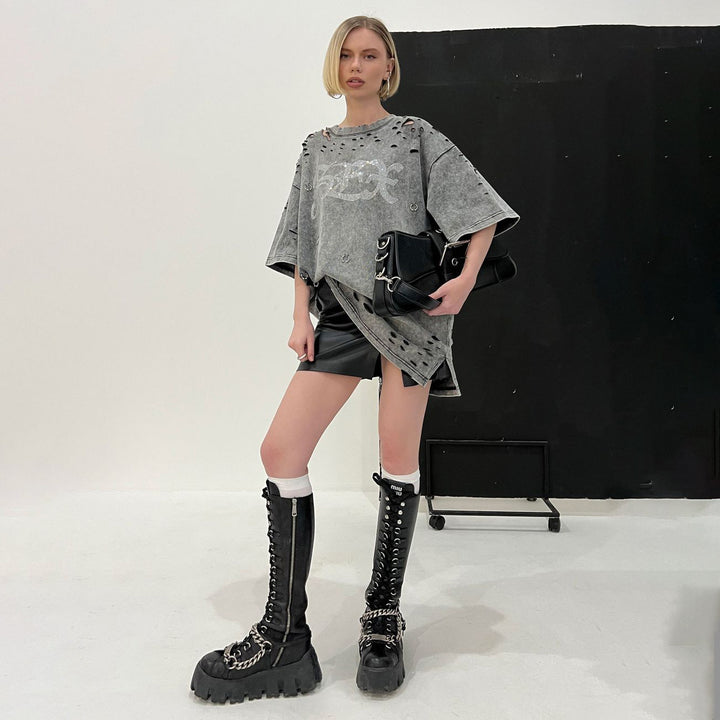 Oversized t-shirt for women with trendy destroyed elements Lune London