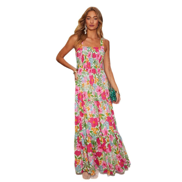 Ladies maxi dress with cheerful floral design and airy fit Lune London