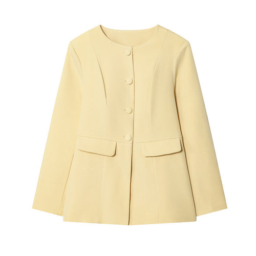 Women's elegant blazer with structured pockets Amarae