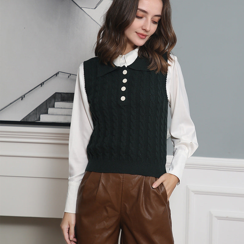 Women knitted tank top with Amarae collar