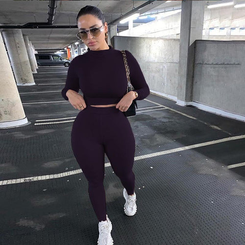 Women's athletic set with fitted cut and high neck Amarae