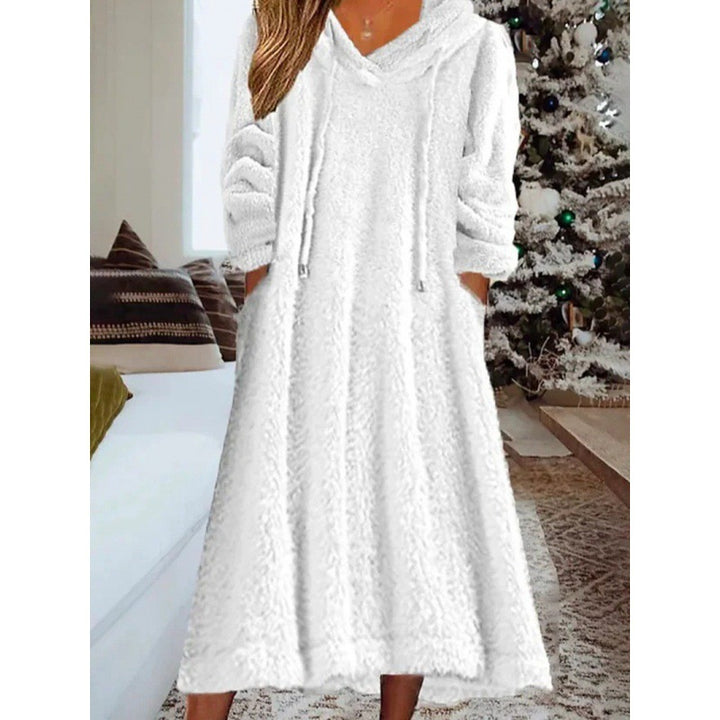 Ladies maxi dress made of teddy fleece with hood, V-neck and side pockets Amarae