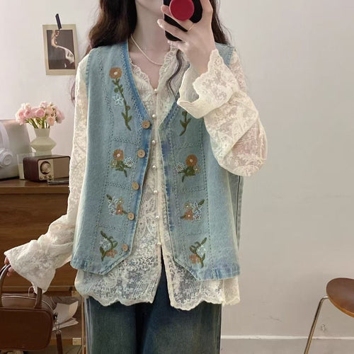 Gilet en denim pour femmes avec motif floral brodé Chic & Stil