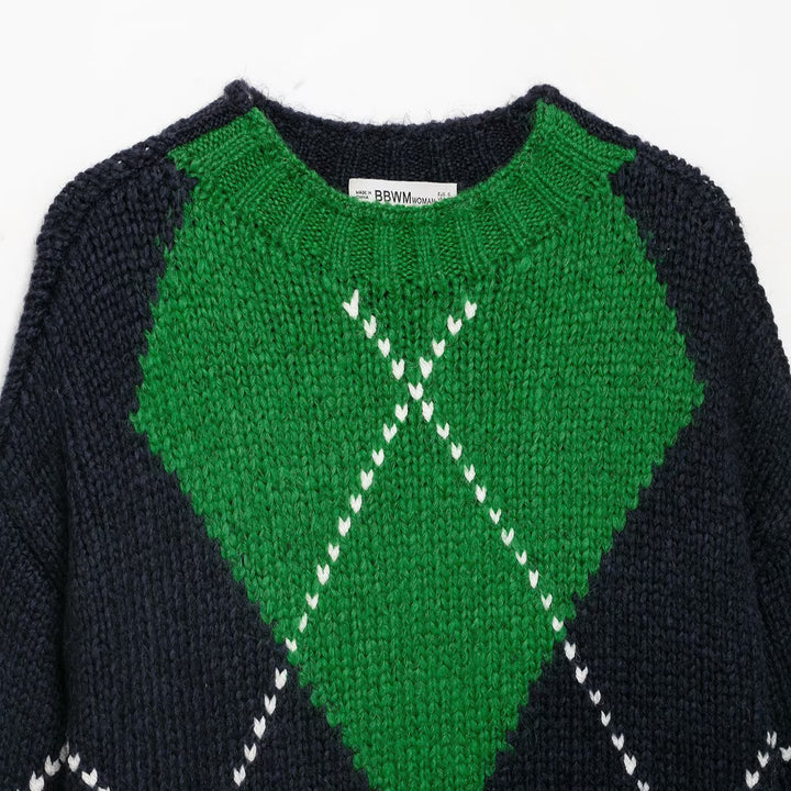 Women's chunky knit sweater with argyle pattern and oversized cut Amarae