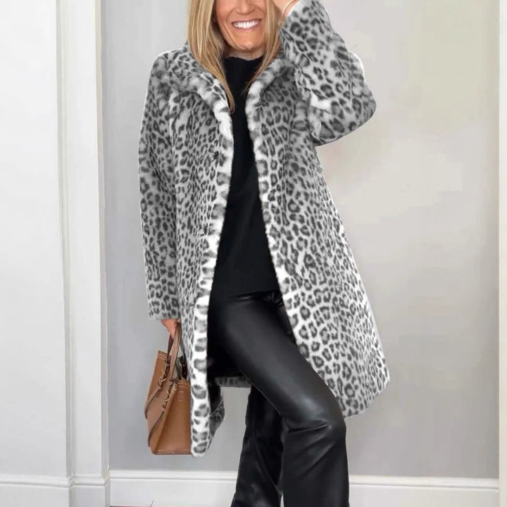 Ladies Luxurious Teddy Coat with Leopard Print and Soft Fleece Lune London