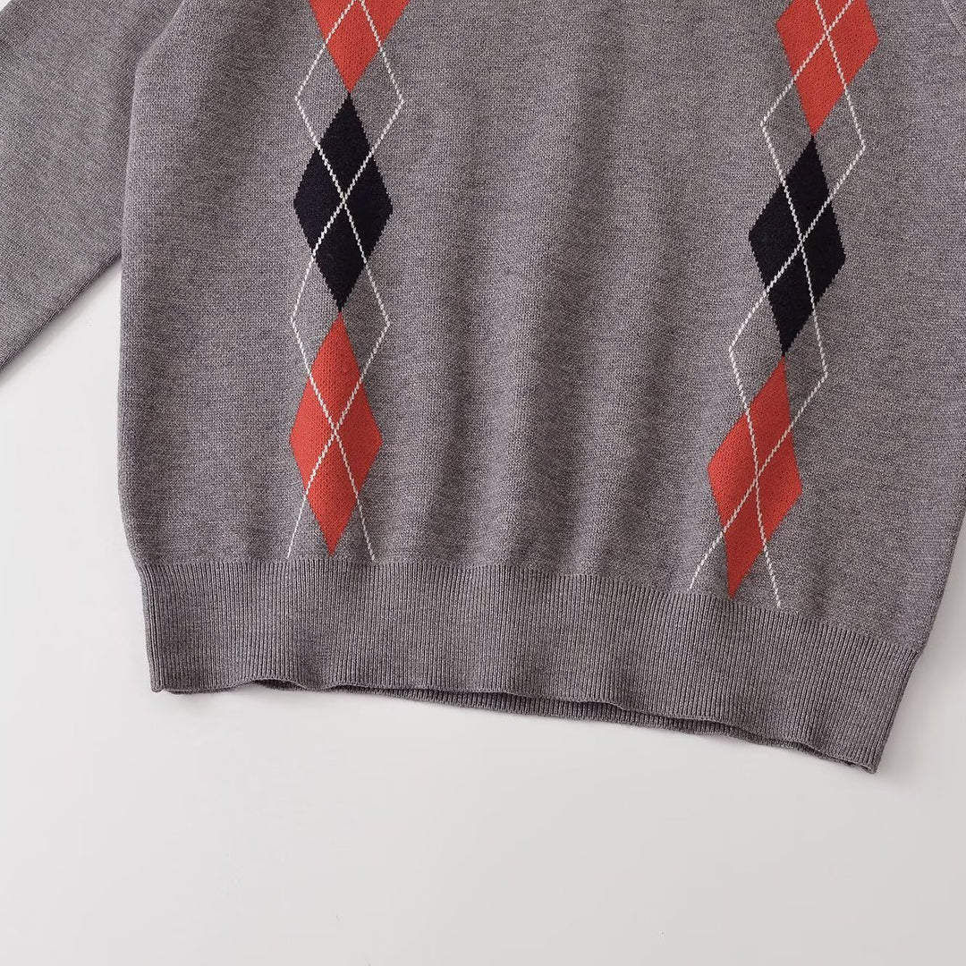 Women's V-Neck Sweater with Diamond Pattern and Casual Oversized Cut Amarae