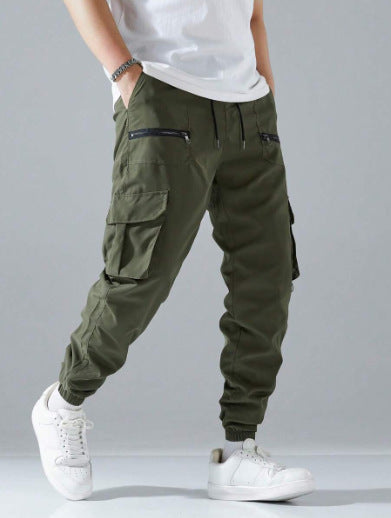 Men's cargo pants with modern zippered pockets Lune London