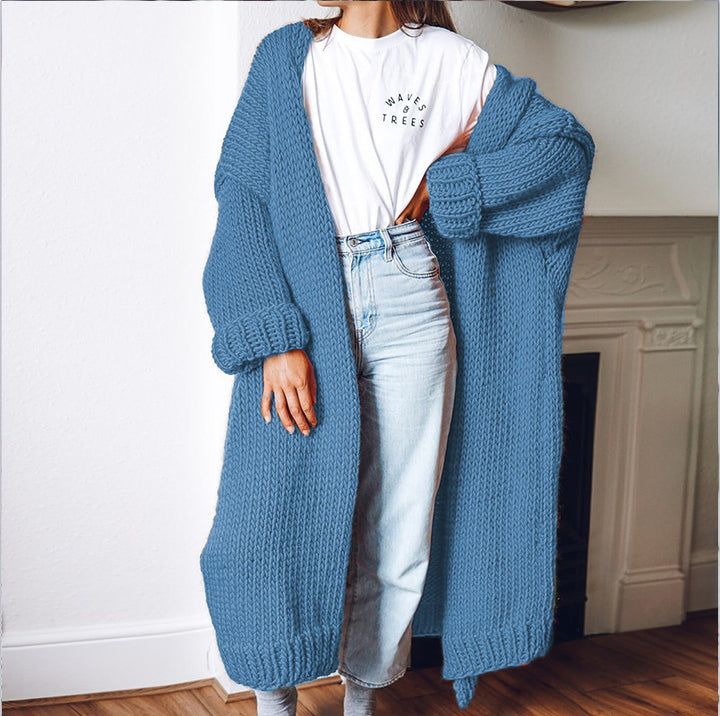 Long chunky knit cardigan for women with a relaxed fit and oversized sleeves Lune Londonl
