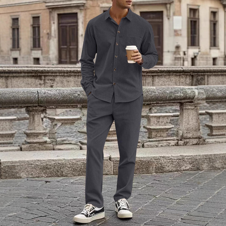 Chic and stylish casual suit for men