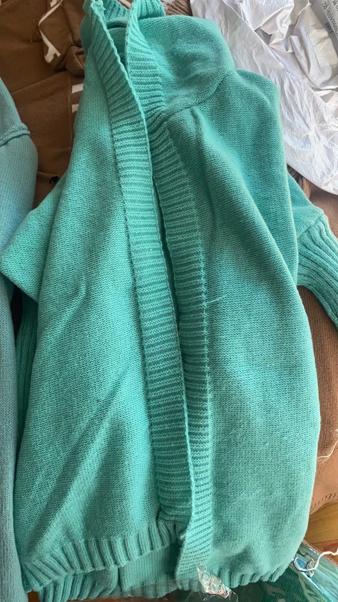 Ladies Casual Knit Sweater with Open Front and Fine Texture Lune London