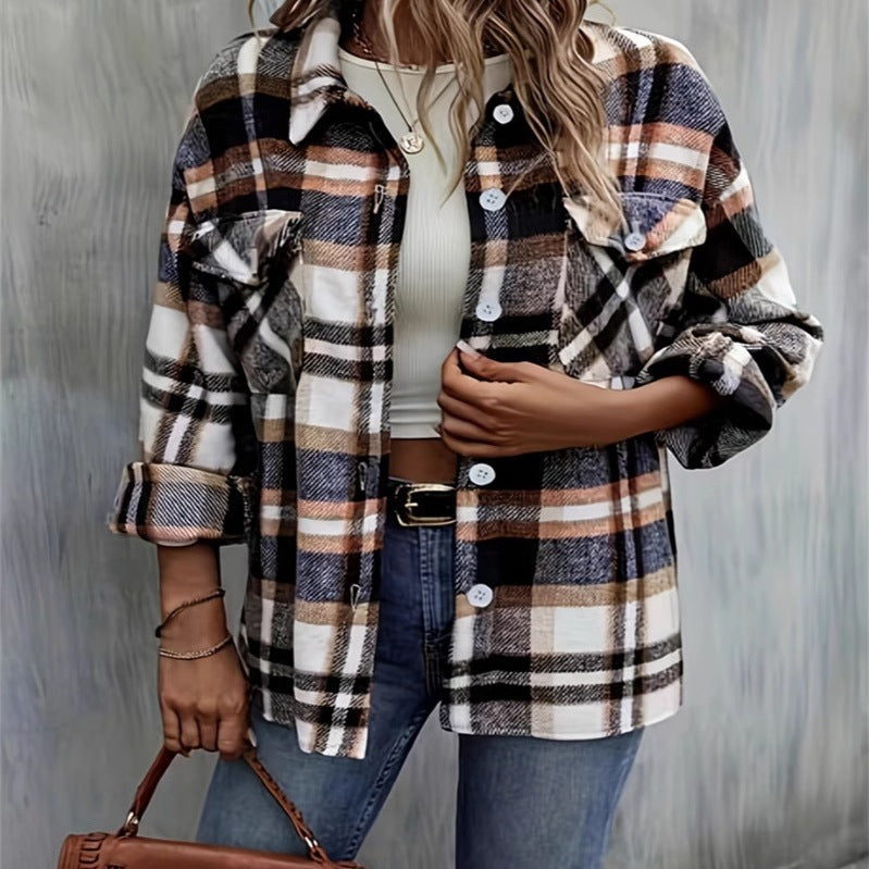 Plaid flannel jacket for women with pockets and tasteful buttonhole Lune London