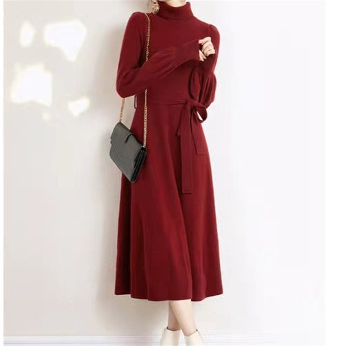 Knitted dress for women with high collar and belt at the waist Amarae