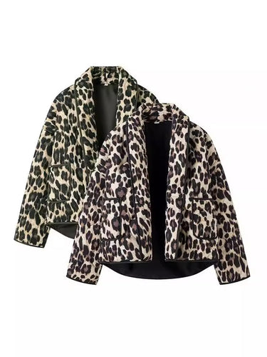Leo women's fashionable jacket in a relaxed fit with practical pockets Amarae