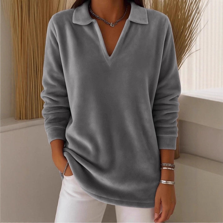 Pull en polaire doux pour femmes avec décolleté en V Chic & Stil