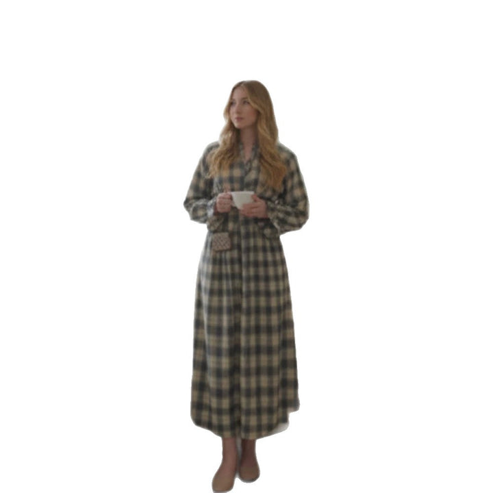 Ladies Max Dress in Checked Button-Up Blouse Style with Waist Belt and Ruffled Cuffs Amarae