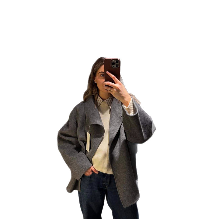 Oversized wool coat for women with an original cut and practical pockets Lune London