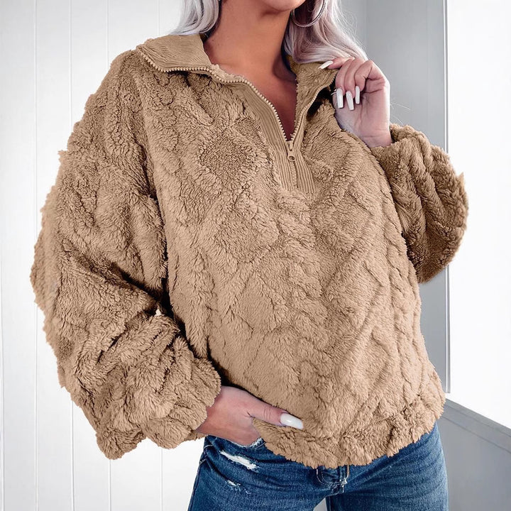 Cozy fleece sweater for women with zipper and honeycomb pattern Lune London