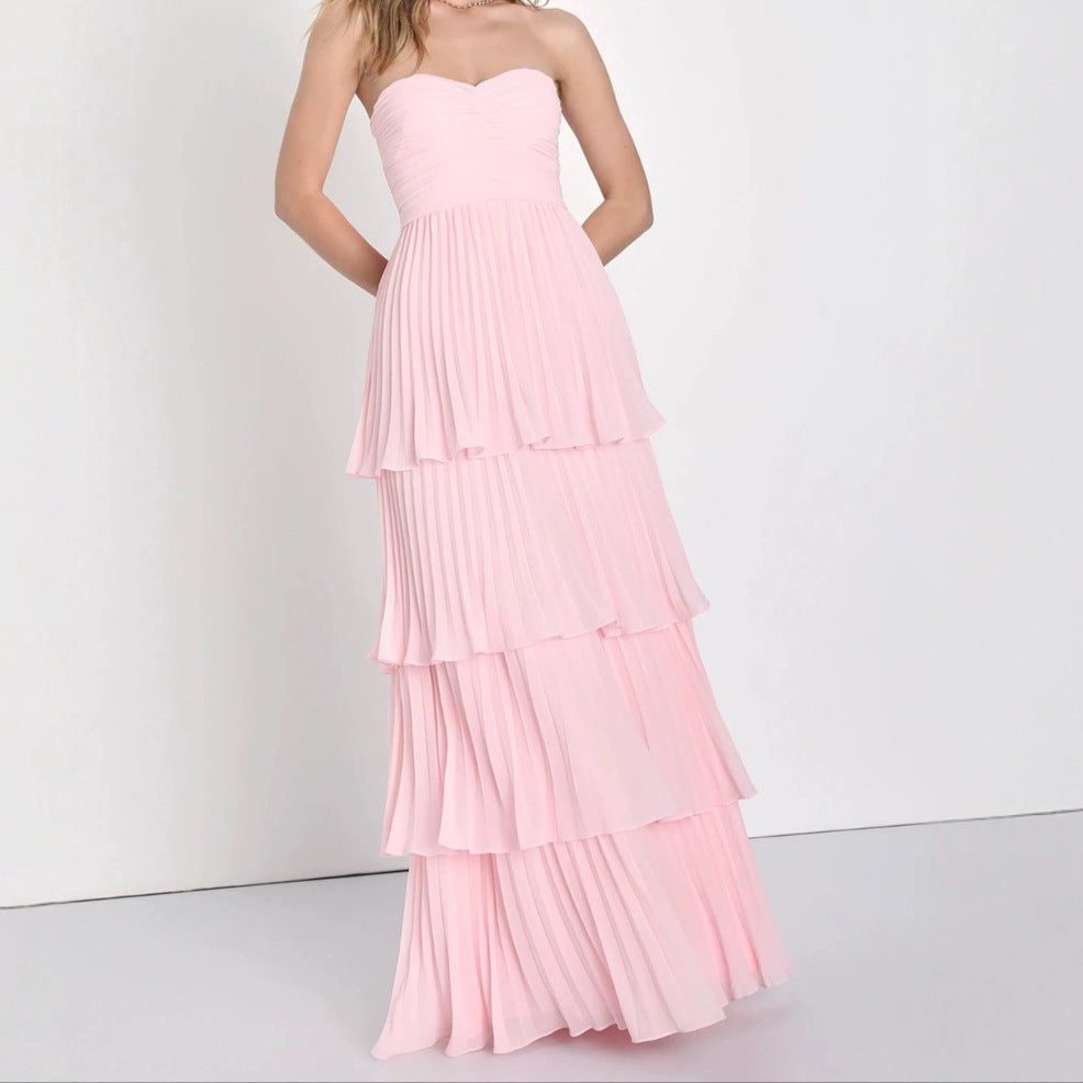Robe maxi formelle pour femme avec jupe plissée en couches et décolleté en forme de cœur Chic & Stil