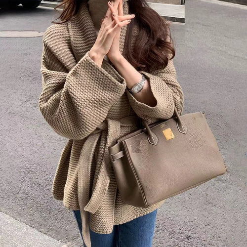 Cardigan femme avec large col châle et ceinture pratique Chic & Stil