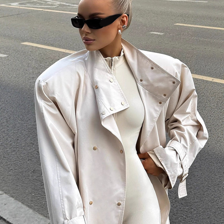 Women’s short trench coat in oversized look with extra wide lapel and snap button closure Amarae
