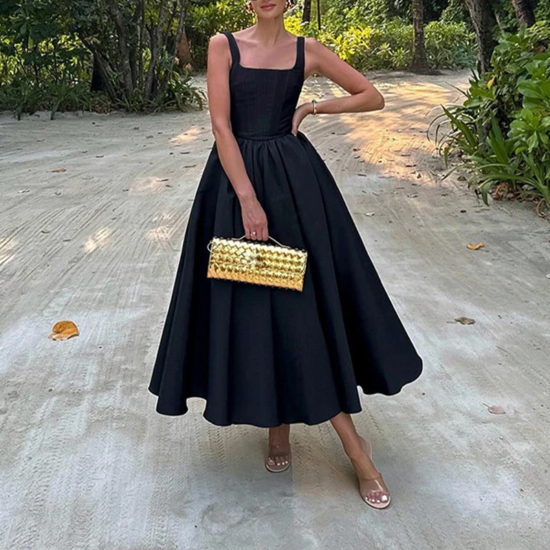 Women Elegant Ball Gown with a Fitted Bodice and Soft, Flowy Skirt Lune London