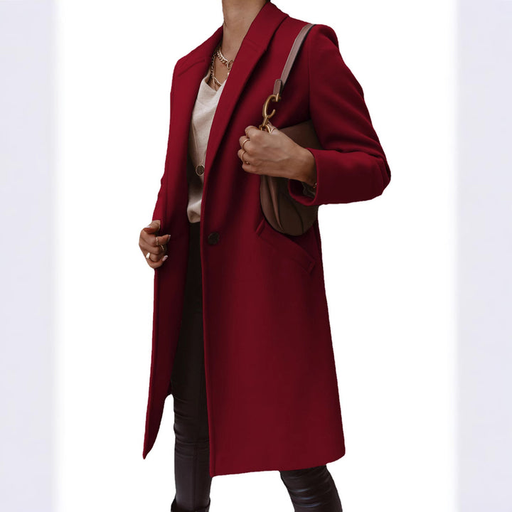 Elegant wool coat for women with piped pockets and flattering fit Lune London