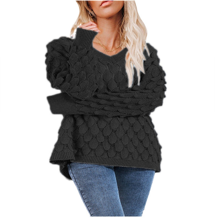 Women's sweater with texture and V-neck Lune London