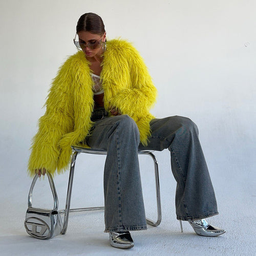 Faux fur jacket for women with voluminous sleeves and a luxurious cut Amarae