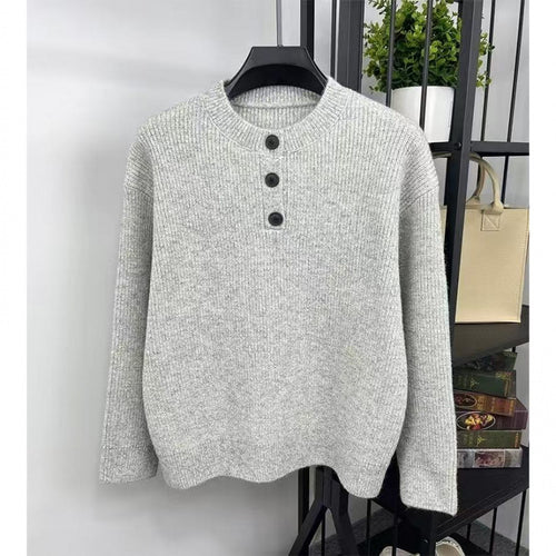 Fine knit sweater for women with button details Amarae