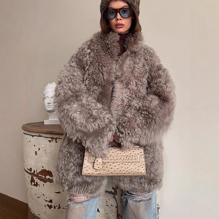 Women's Oversize Faux Fur Coat with Curly Teddy Look and Wide Boxy Silhouette Amarae