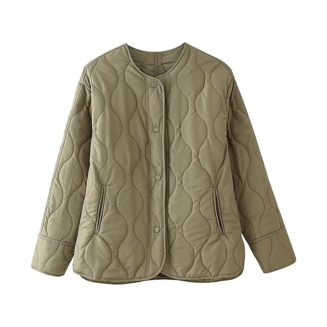 Quilted Transition Jacket for Women with Side Pockets and Elegant Cut Lune London
