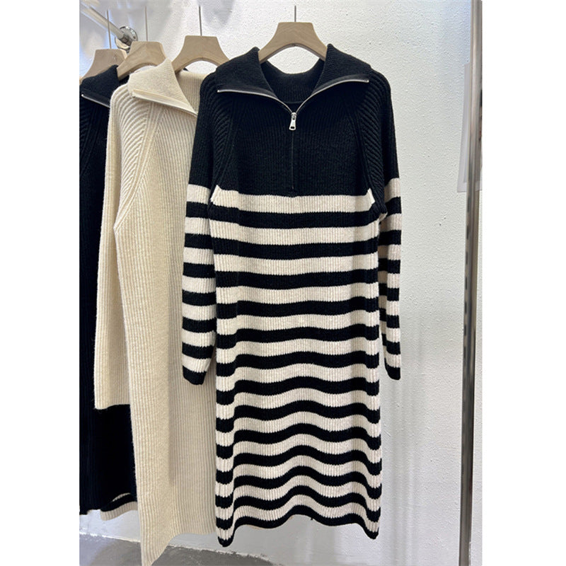 Robe en tricot pour femmes avec col montant moderne et fermeture éclair fonctionnelle Chic & Stil