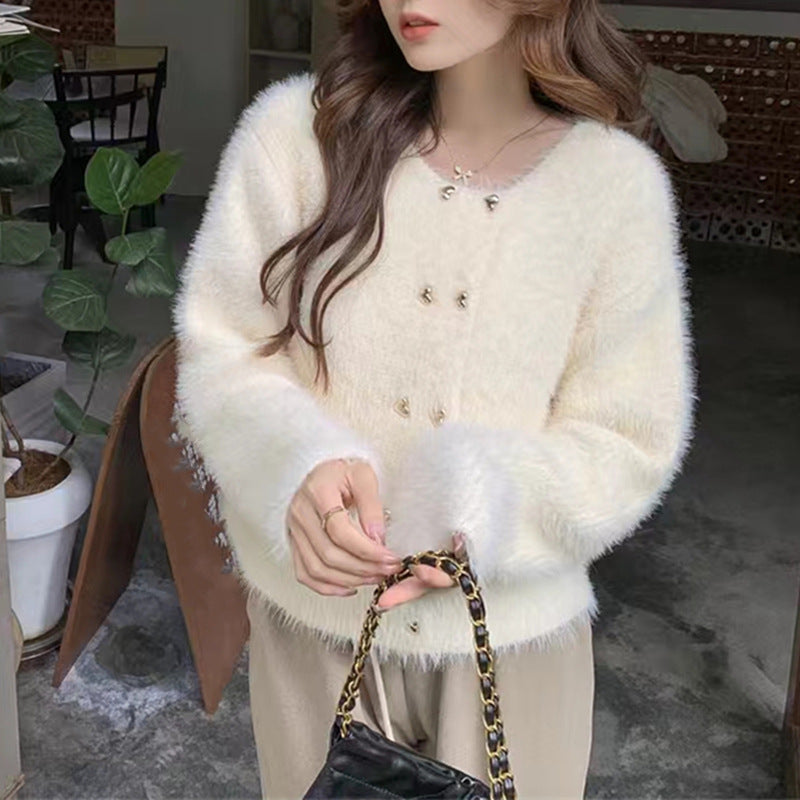 Cardigan moelleux pour femme avec détails de boutons dorés Chic & Stil