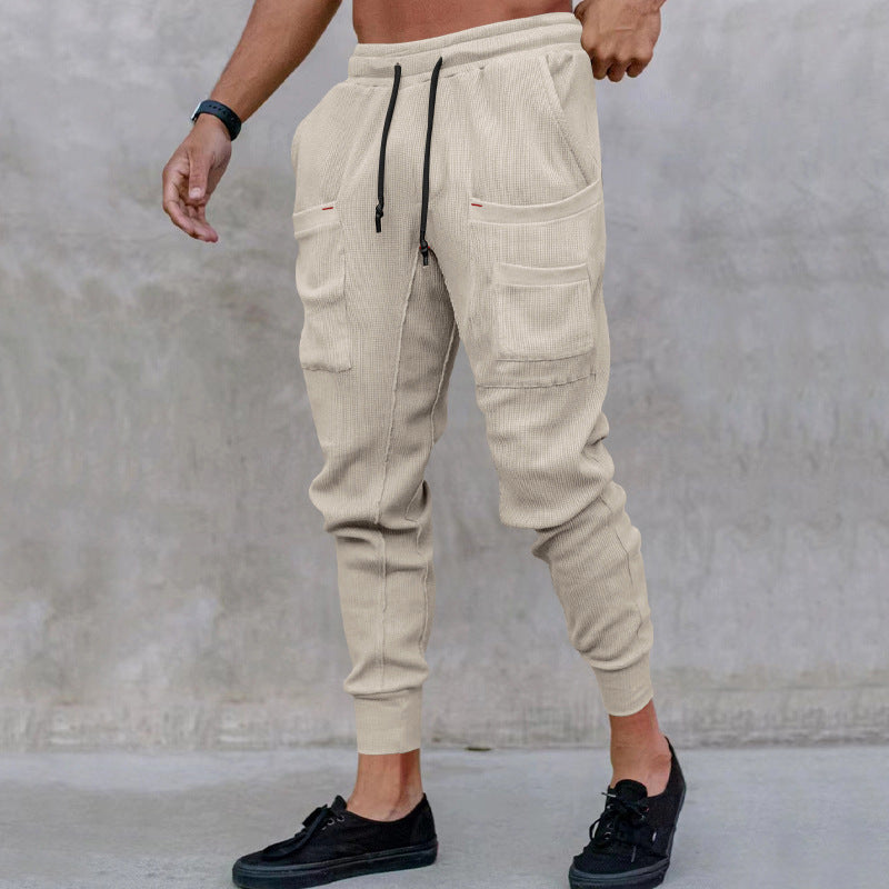 Casual men's jogger pants with practical side pockets and elastic waistband Lune London