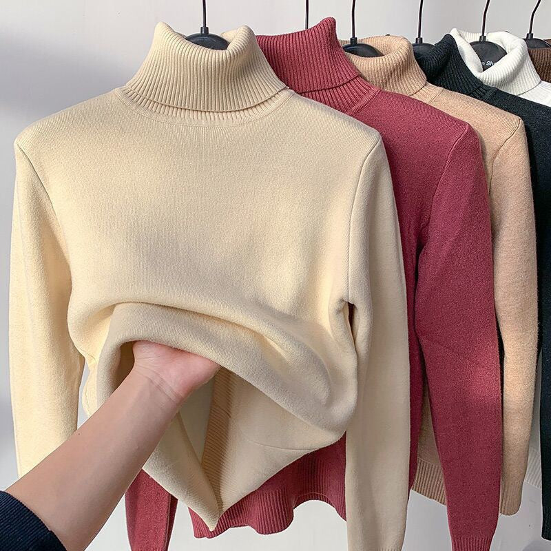 Cozy turtleneck sweater for ladies in fine knit Lune London