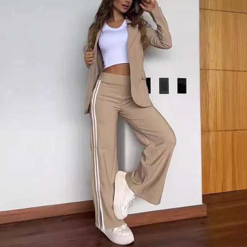 Women's sports ensemble with blazer and loose pants Amarae