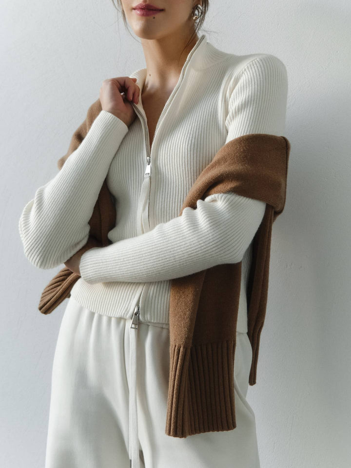 Knitted pullover for women with high zipper and ribbed structure Lune London