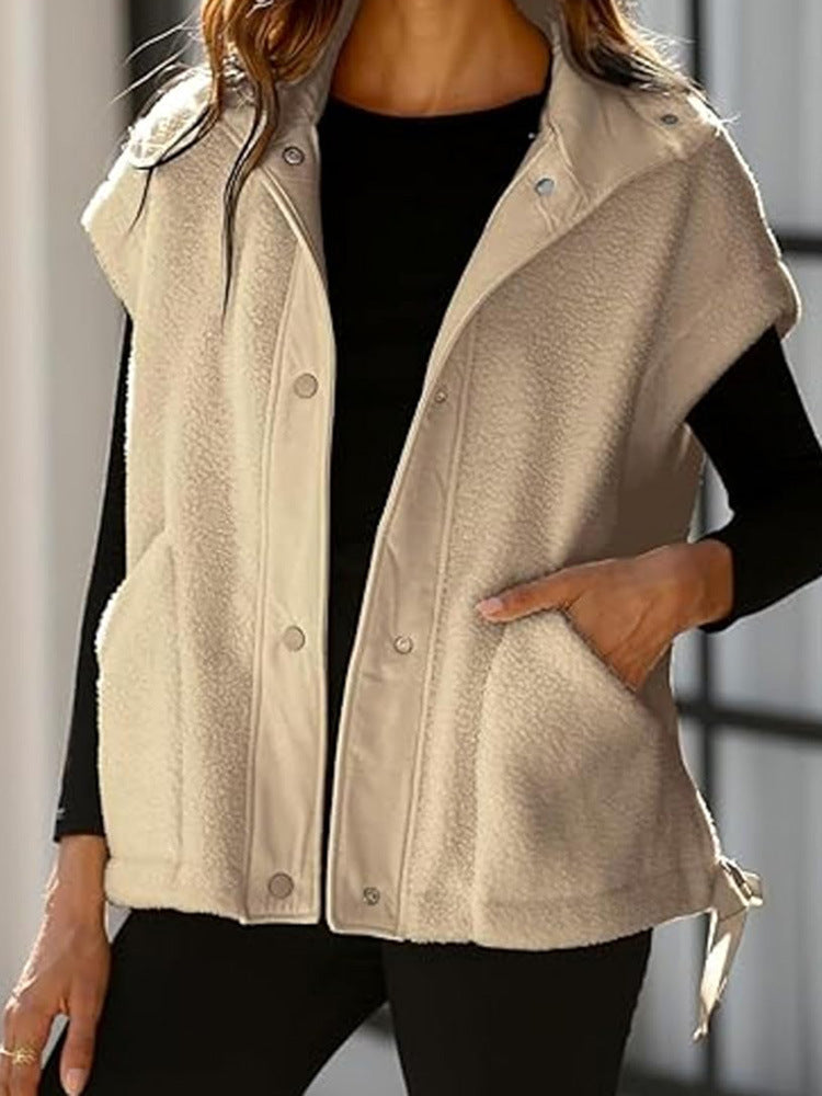 Ladies Oversized Fleece vest with side pockets and snap closure Amarae